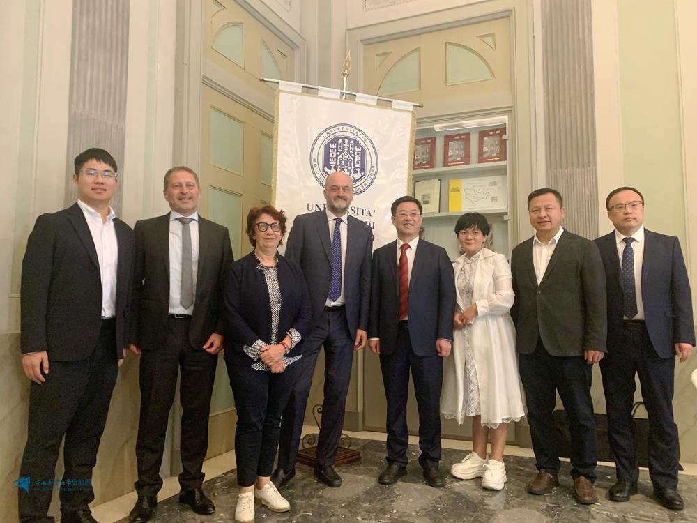 李书记访问贝加莫大学,与校长签署国际合作协议-2_副本.jpg