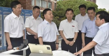 省长叶建春来校调研低空经济发展工作